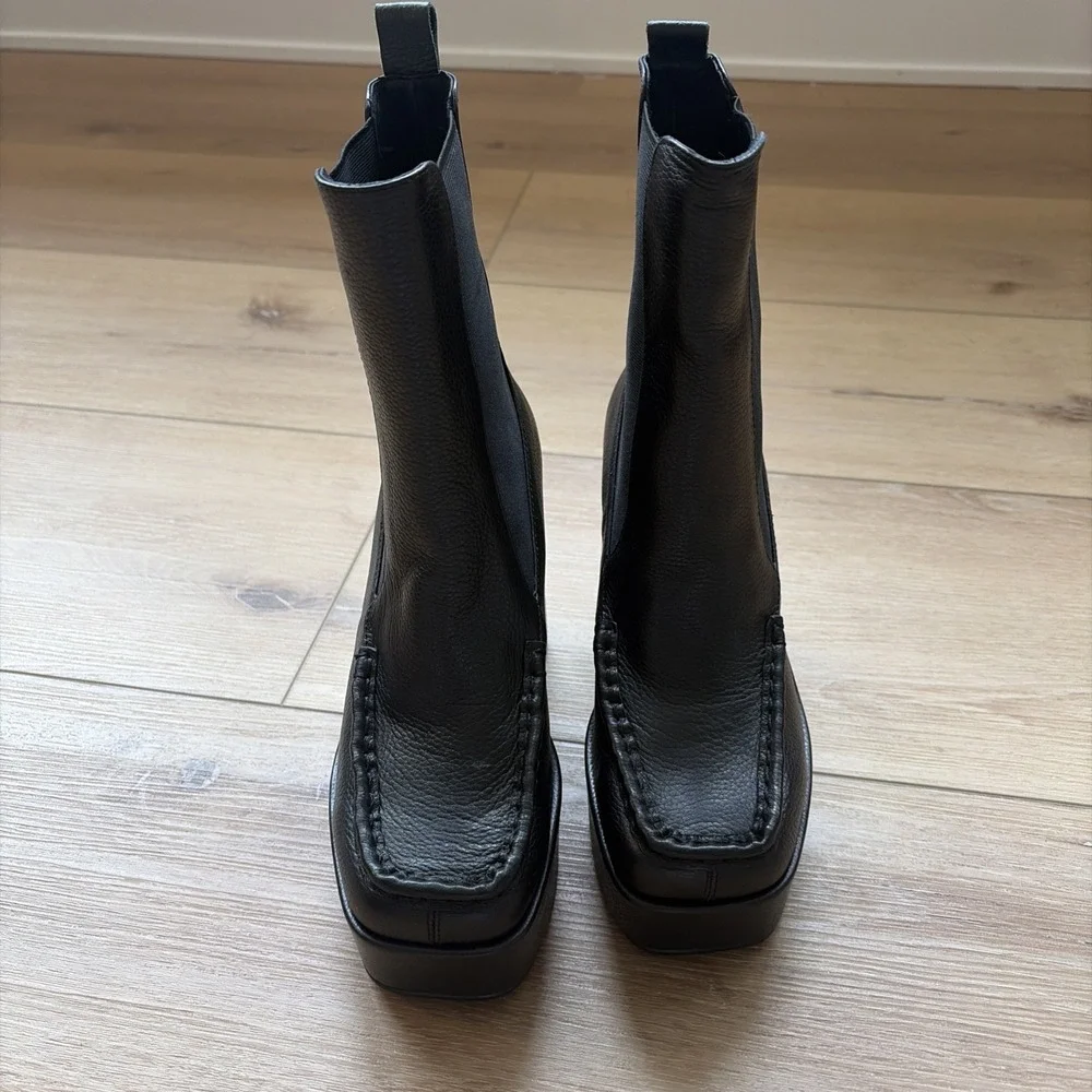Intentionally Blank Celeste Leather Chelsea Platform Boots Sz 6‎ Black Y2K Style